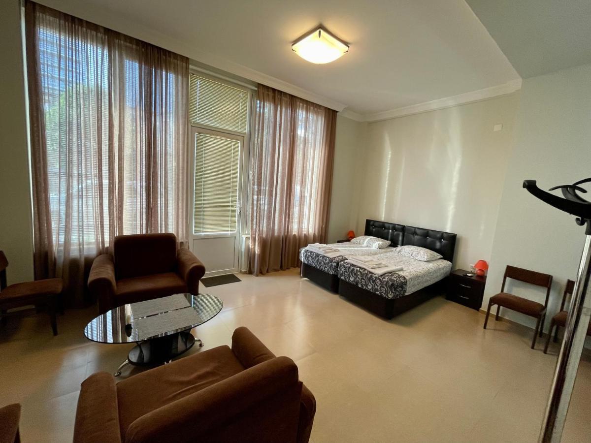 Keti 's In Apartament